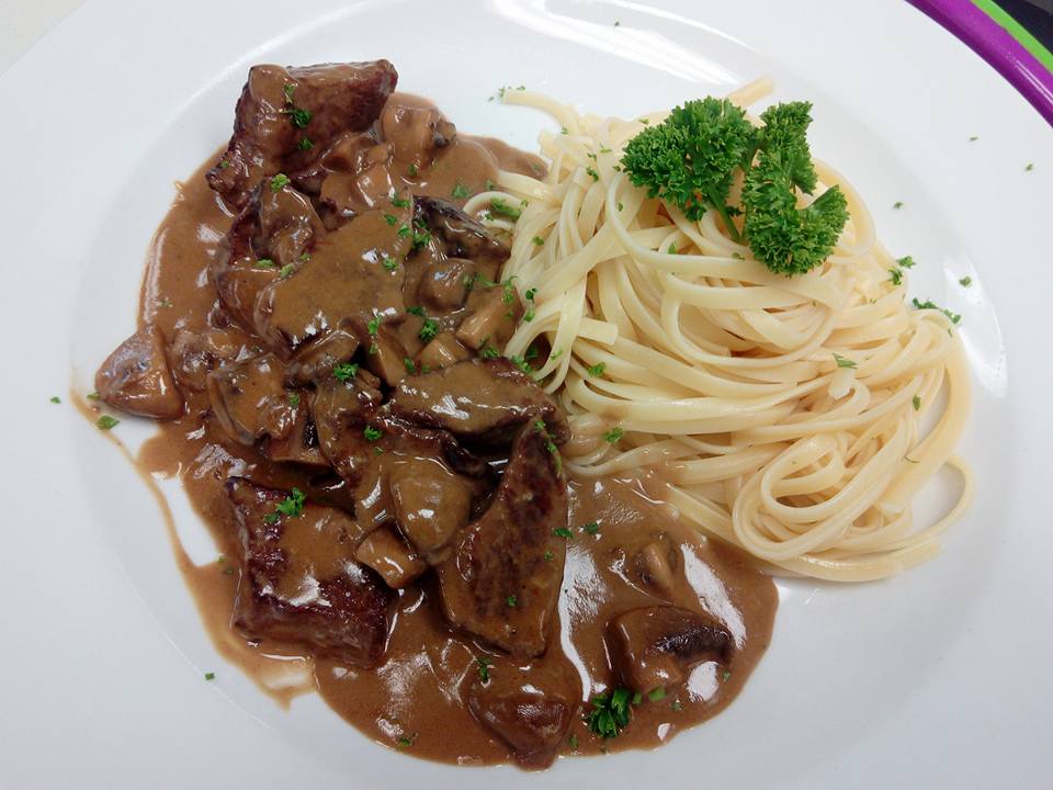 DIY Beef Stroganoff2